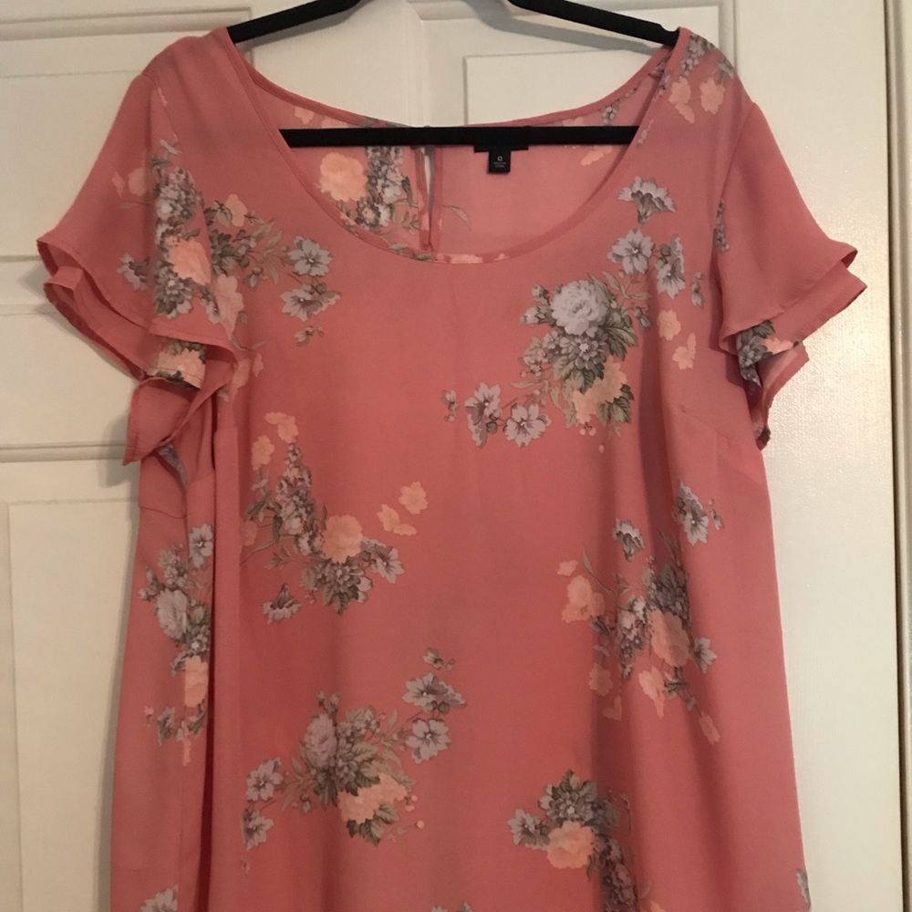 Torrid floral blouse